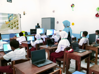 Lab Komputer SDS Wening